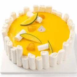 Vacherin glacé Gingembre Mangue avec meringue et glaçage mangue
